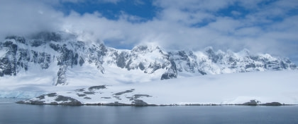 Antarctic Peninsula's magical scenery Antarctic Peninsula's magical scenery